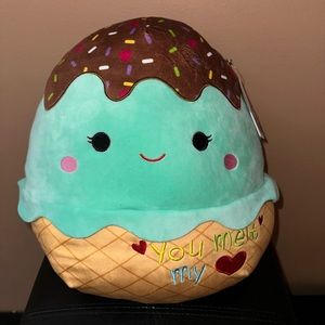 Squishmallow 24" Maya the ice cream Valentine's Day edition